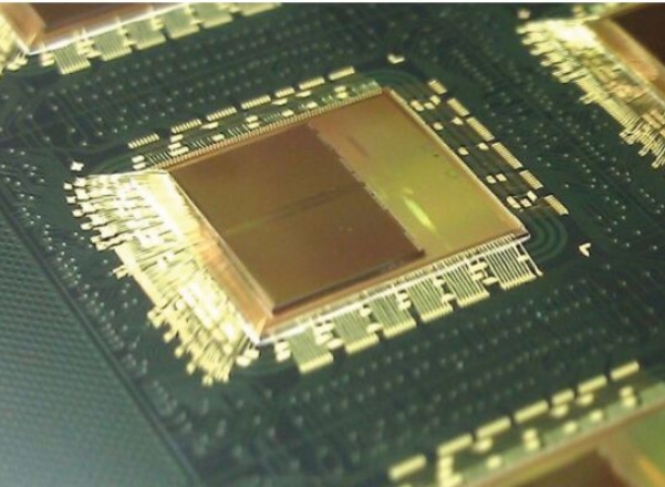 交叉 123.jpg 交叉 123.jpg